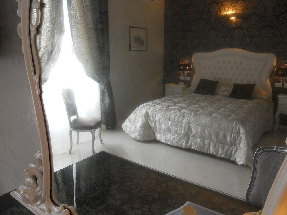 Home Grifondoro Affittacamere Genua