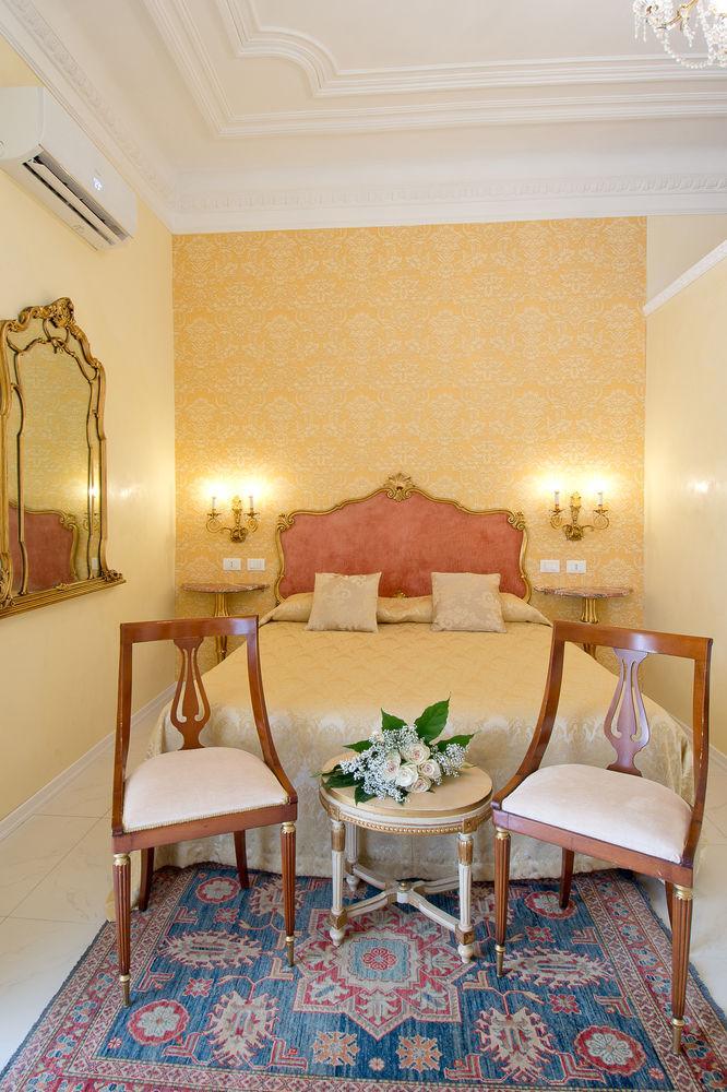 Home Grifondoro Affittacamere Gasthof Genua
